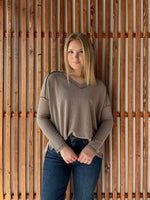 Ribbed Hi-Low V-Neck Long Sleeve - Mocha