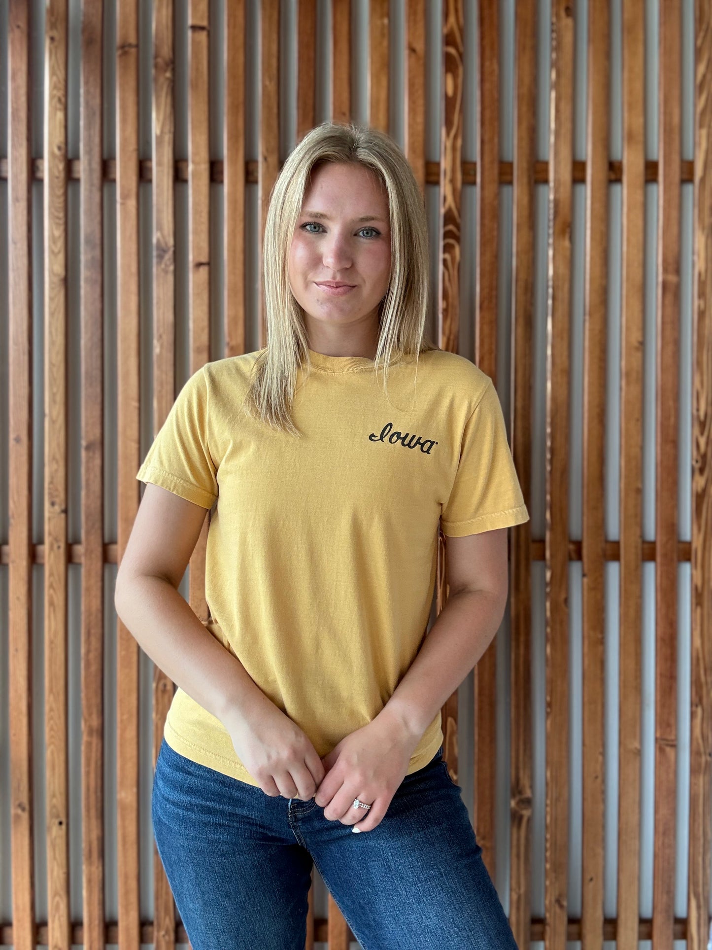 Retro Hawkeye Tee in Vintage Gold