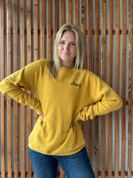 Retro Hawkeye Crew in Vintage Gold
