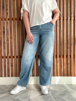 Featherweight Baggy HW Judy Blue Jeans