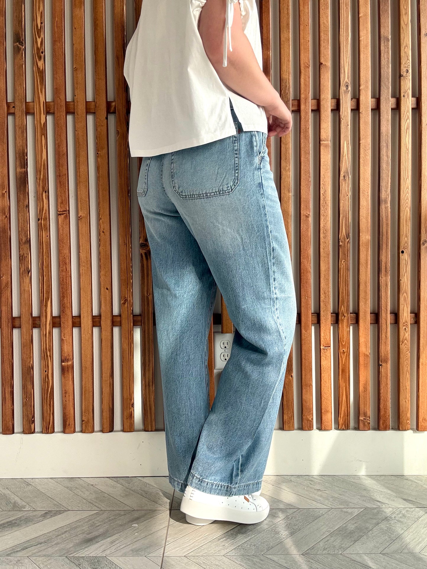 Featherweight Baggy HW Judy Blue Jeans
