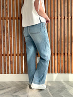 Featherweight Baggy HW Judy Blue Jeans