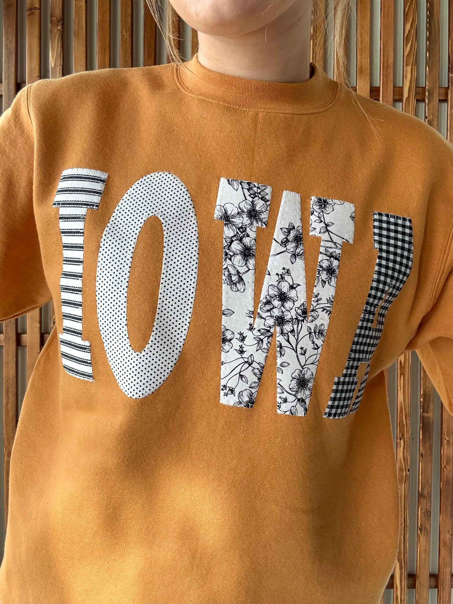 Patchwork Iowa Pullover - Golden