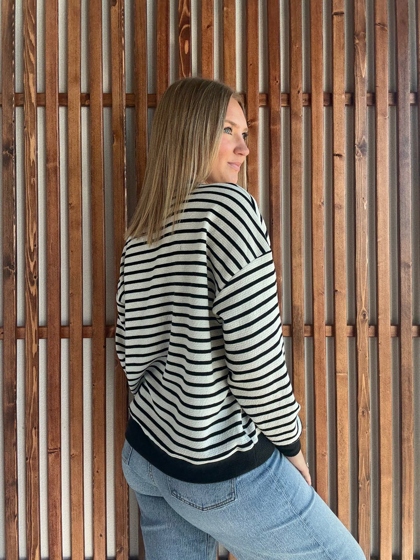 Cloudy Knit Stripe Sweatshirt - Ivory/Black