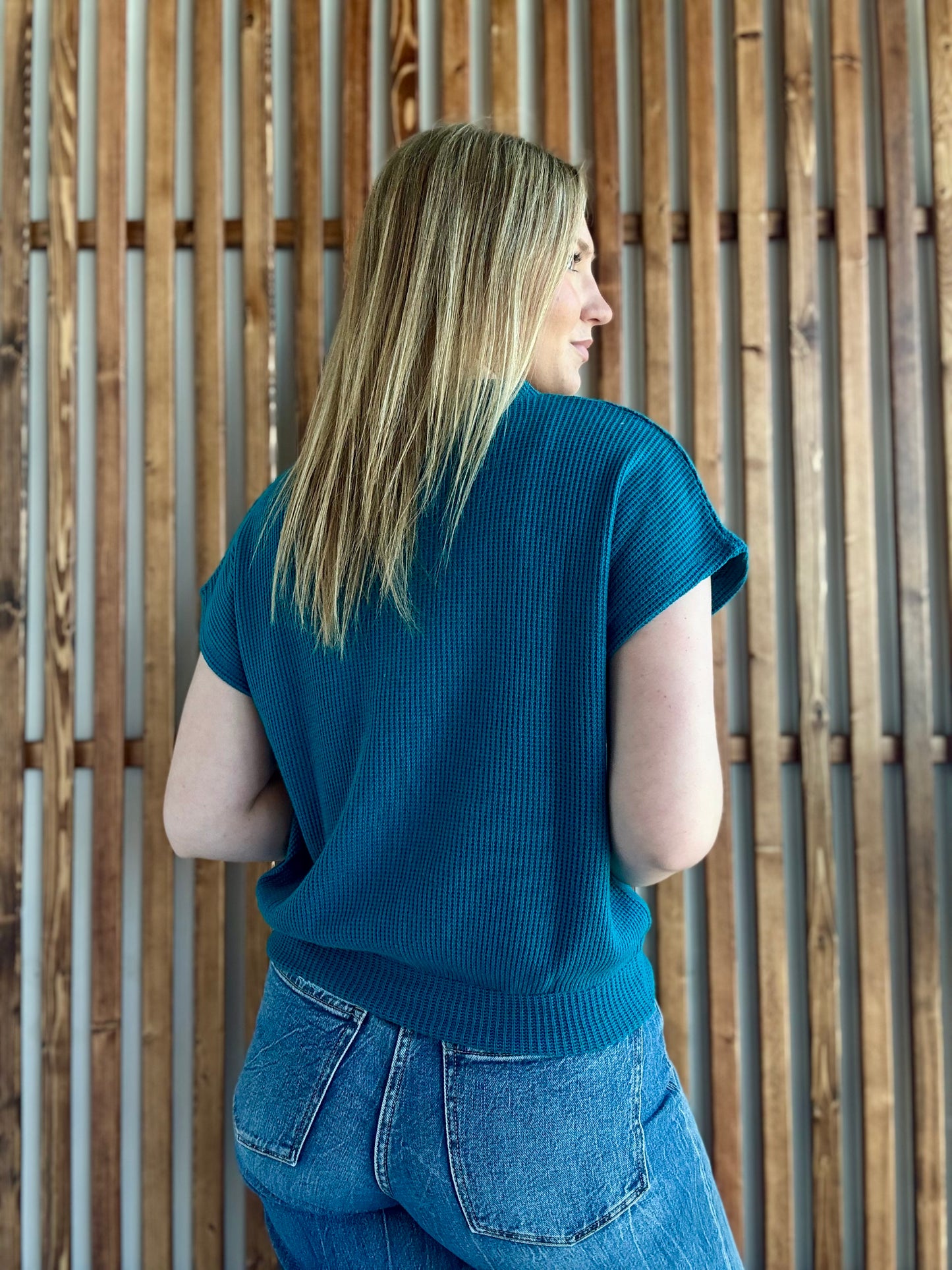 Banded Bottom Short Sleeve Sweater - Ocean Teal