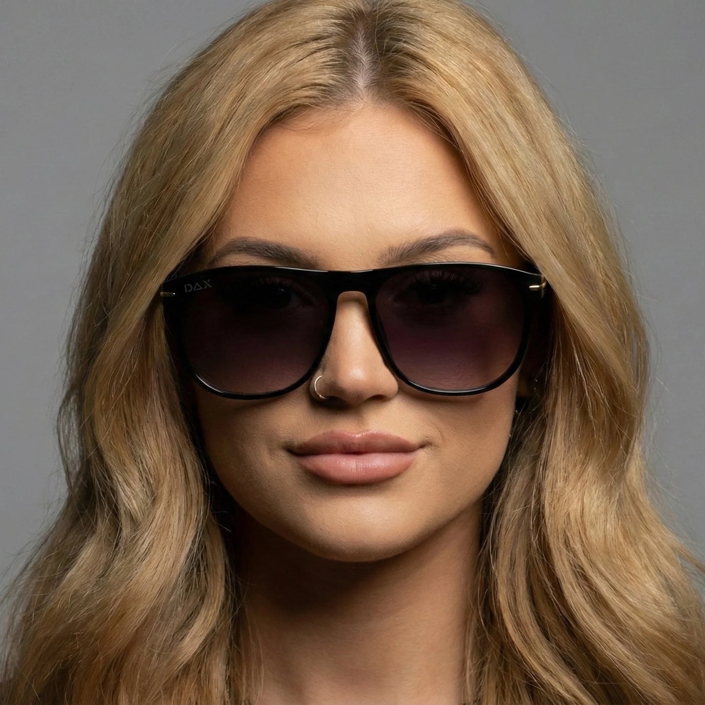 Jax - Square Sunglasses: Black