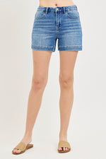 Avery HR Cuffed Hem Risen Shorts