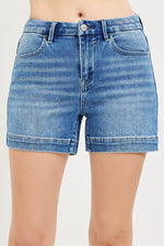 Avery HR Cuffed Hem Risen Shorts