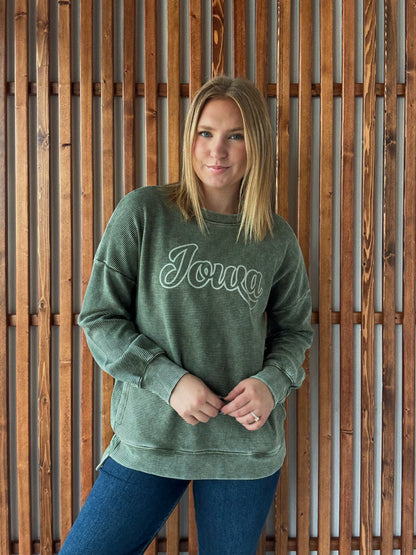 Ribbed Acid Wash Vintage Iowa with Pockets