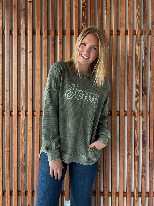 Ribbed Acid Wash Vintage Iowa with Pockets