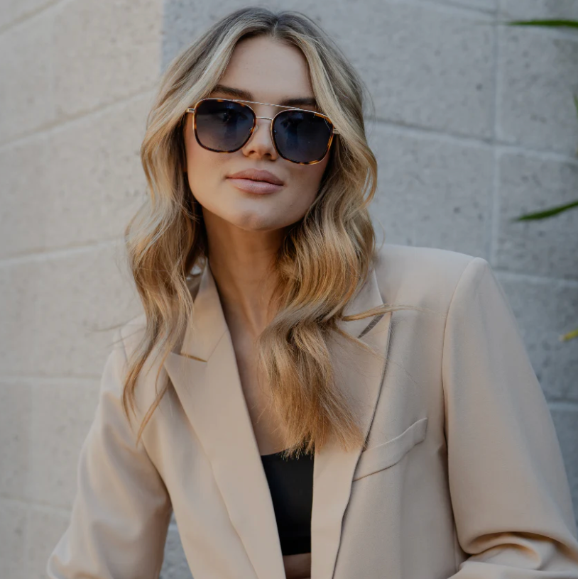 Gia Sunglasses: Brown Tortoise / Gradient Blue Lens