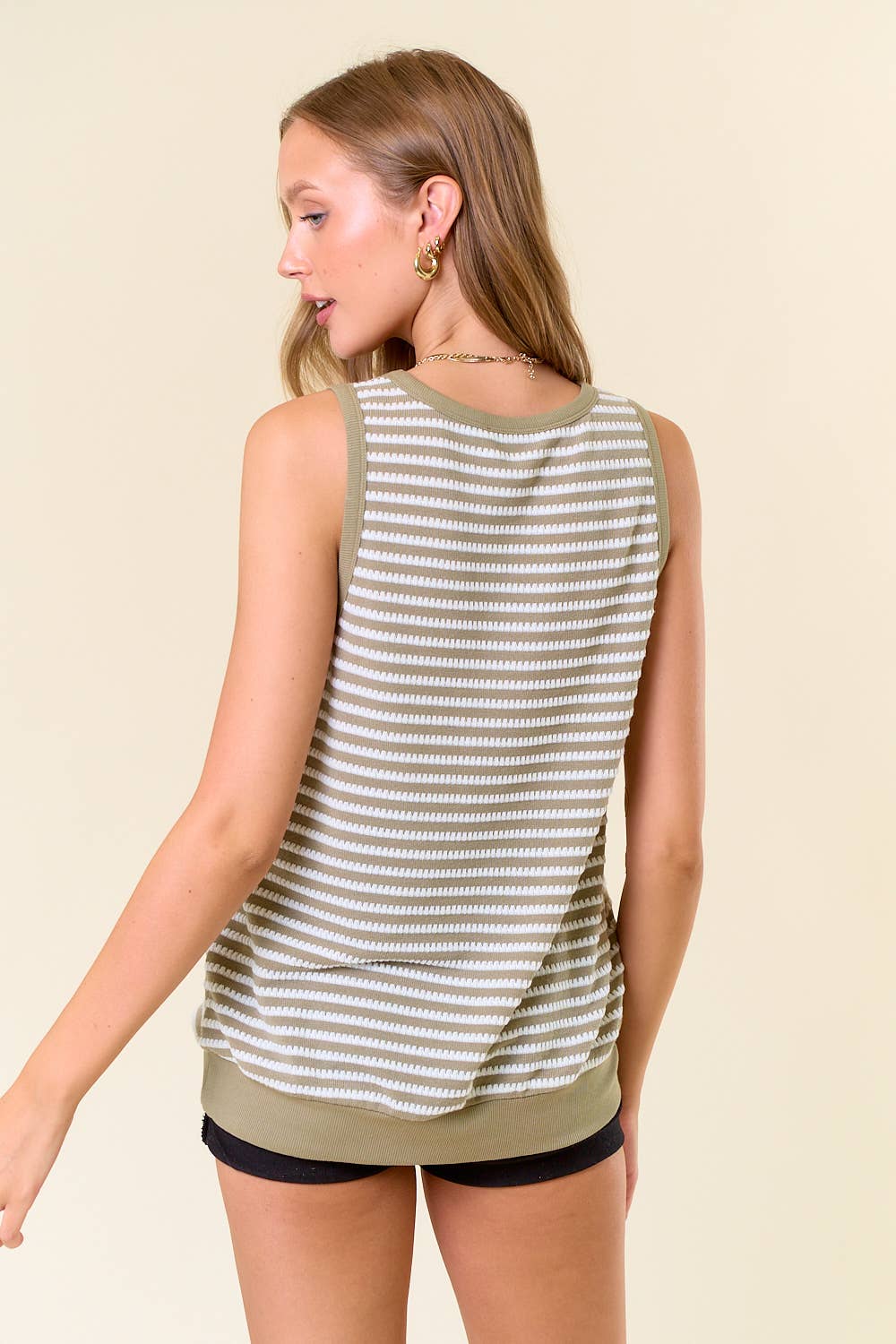 TEXTURED KNIT TANK: MOSS