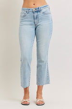 Hadley MR Raw Hem Kick Flare Judy Blue Jeans