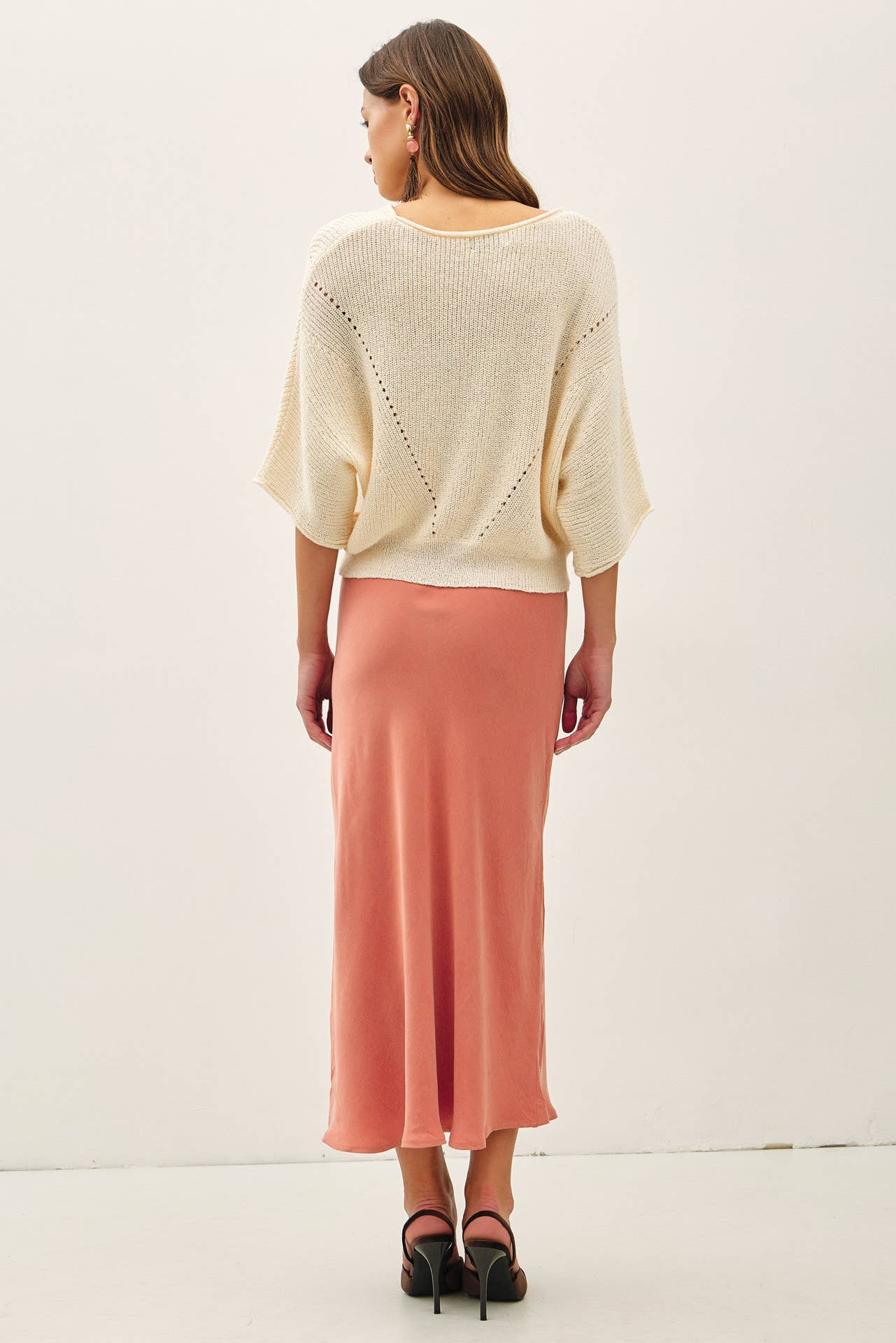 POINTELLE DOLMAN SLEEVE SWEATER: CREAM
