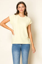 Round Neck Cloudy Knit S/S Top: Banana