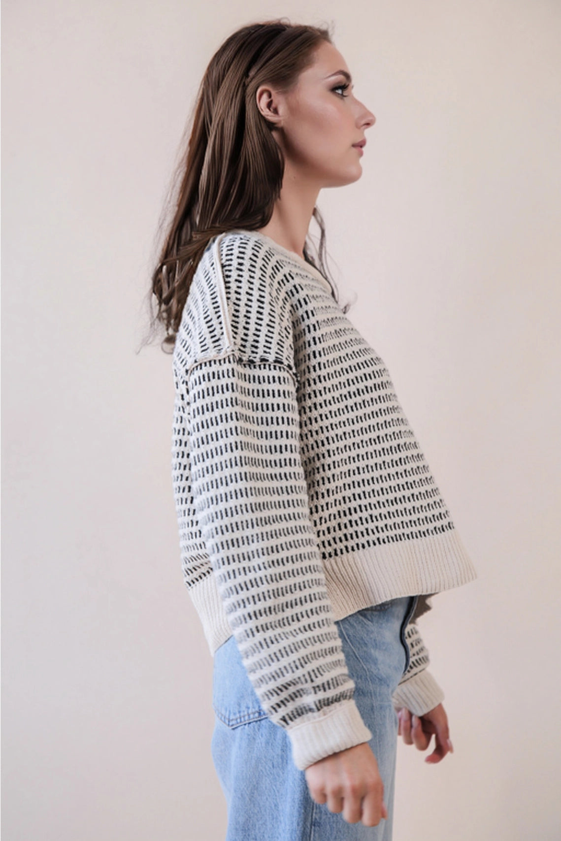 Two Tone Textured Knit Sweater - Black