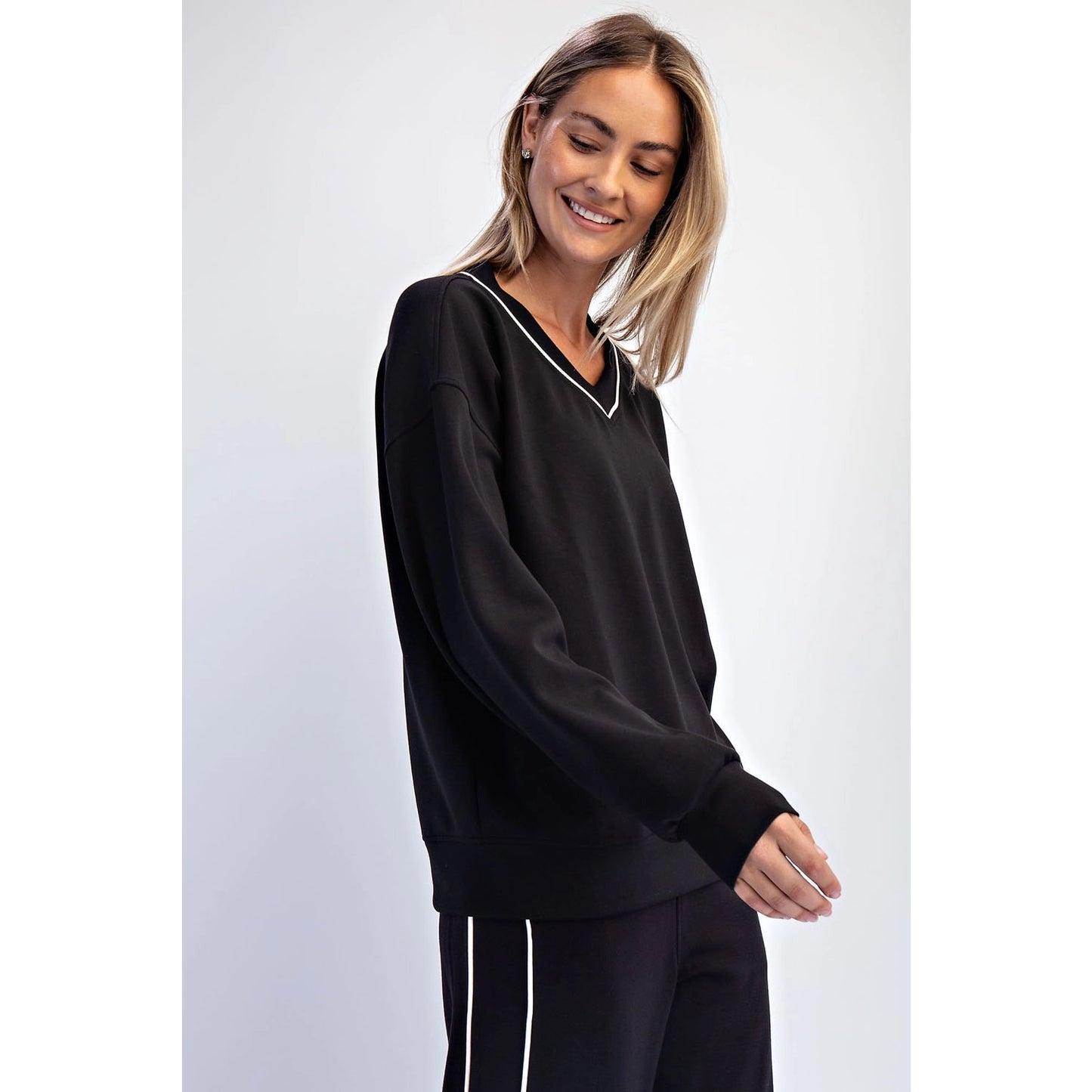 Modal Scuba V Neck Piping Top - Black