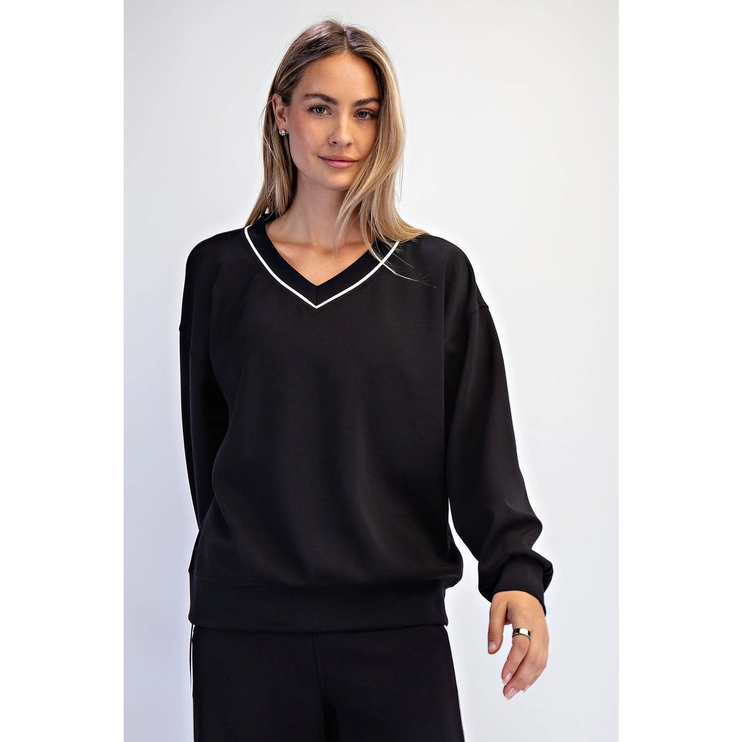 Modal Scuba V Neck Piping Top - Black