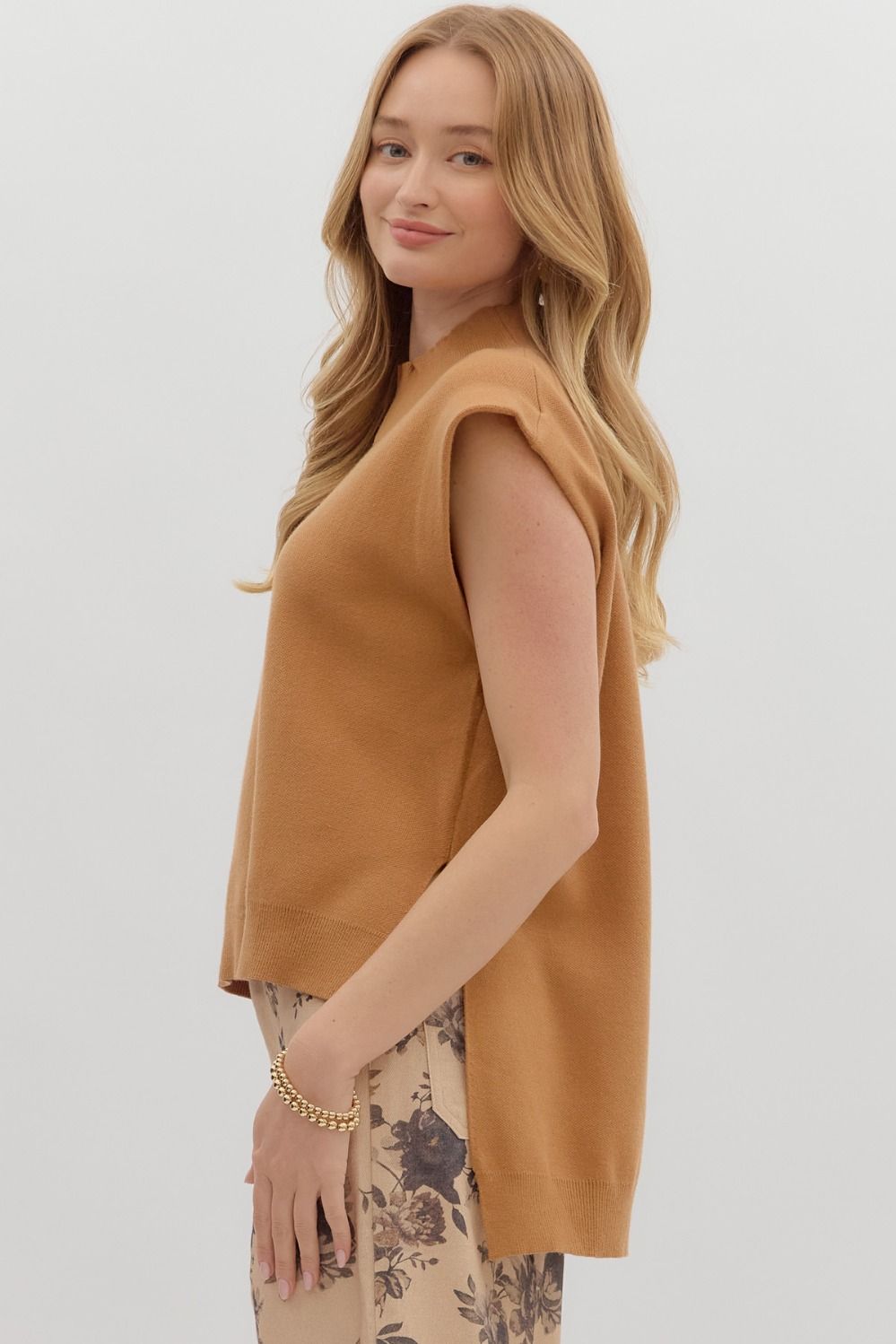 Mock Neck Muscle Tee Sweater - Camel