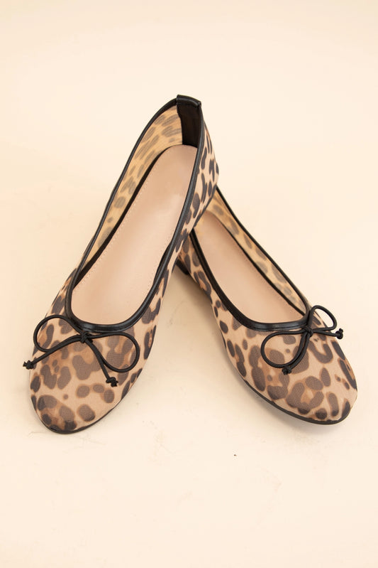 Mesh Leopard Printed Flat Shoes